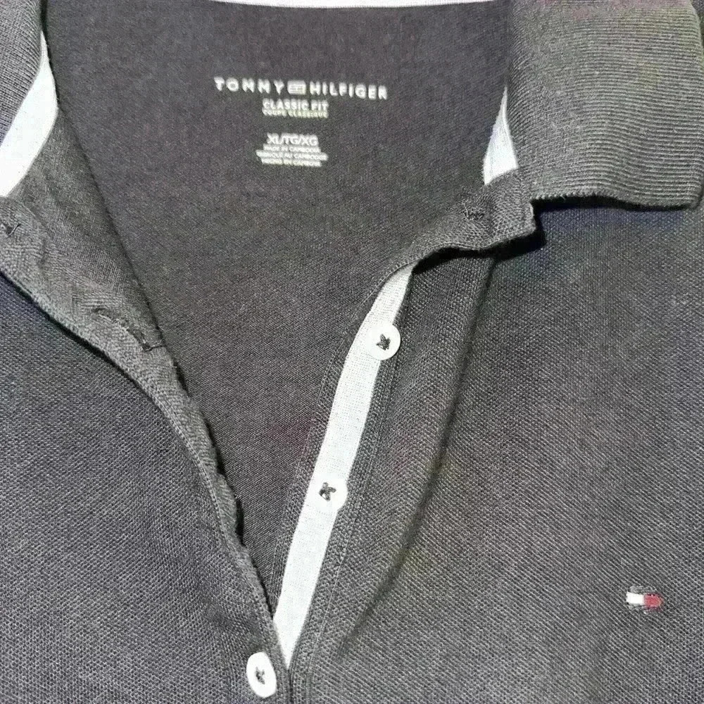 Black Tommy Hilfiger women’s top XL - Picture 2 of 3